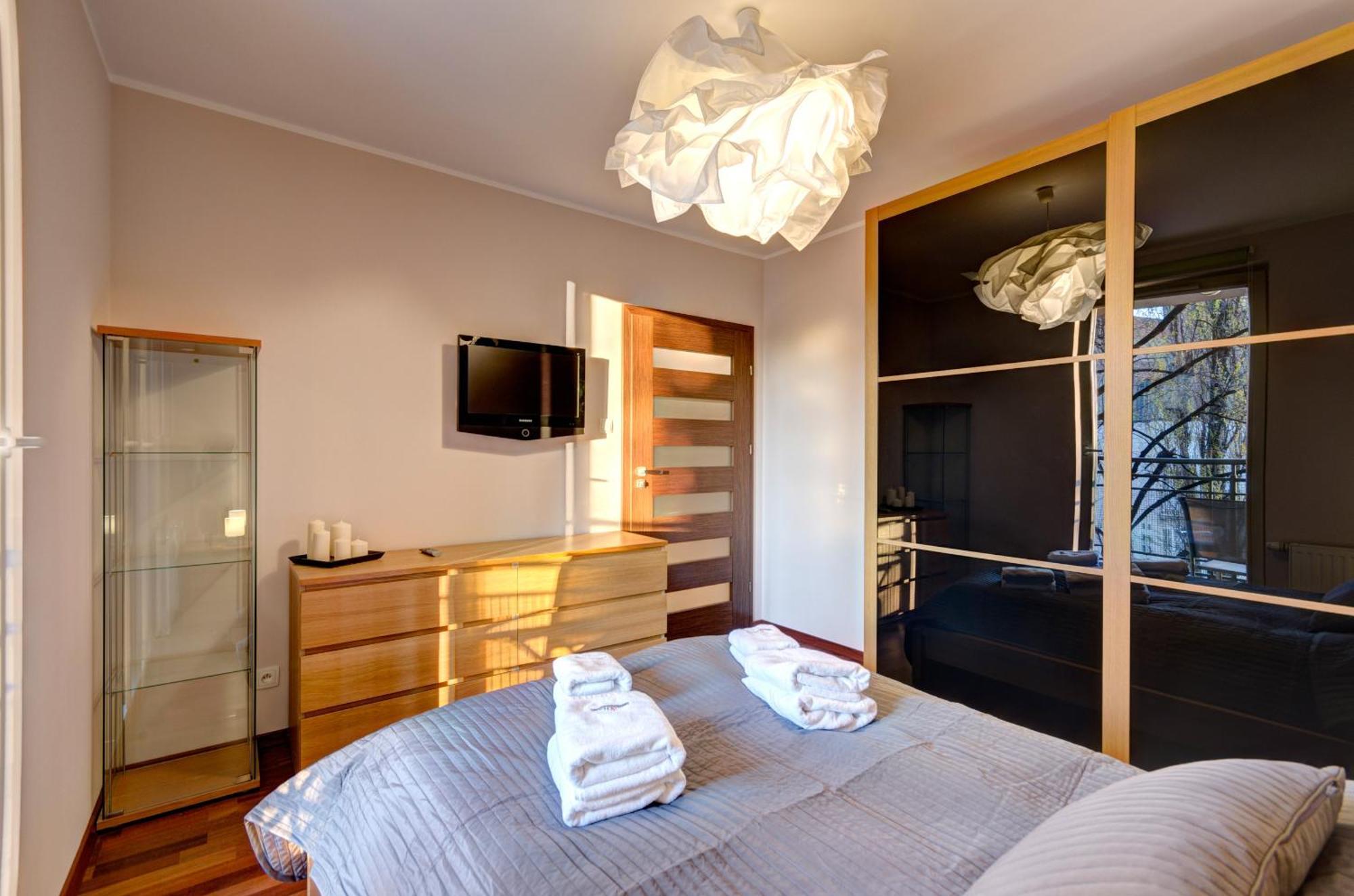 Dom & House - Apartamenty Kamienice Nad Motlawa Гданьск Экстерьер фото